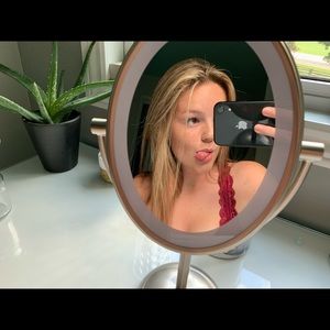 Meet your Posher, Grace